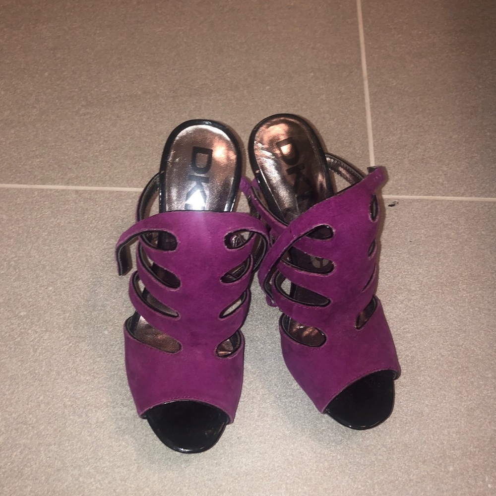 DKNYC Purple Suede Heels